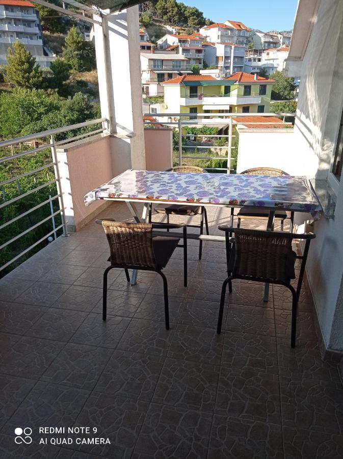 Apartments Mihovil Omiš Εξωτερικό φωτογραφία