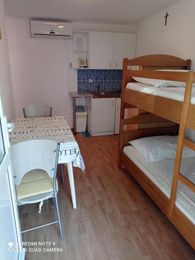Apartments Mihovil Omiš Εξωτερικό φωτογραφία
