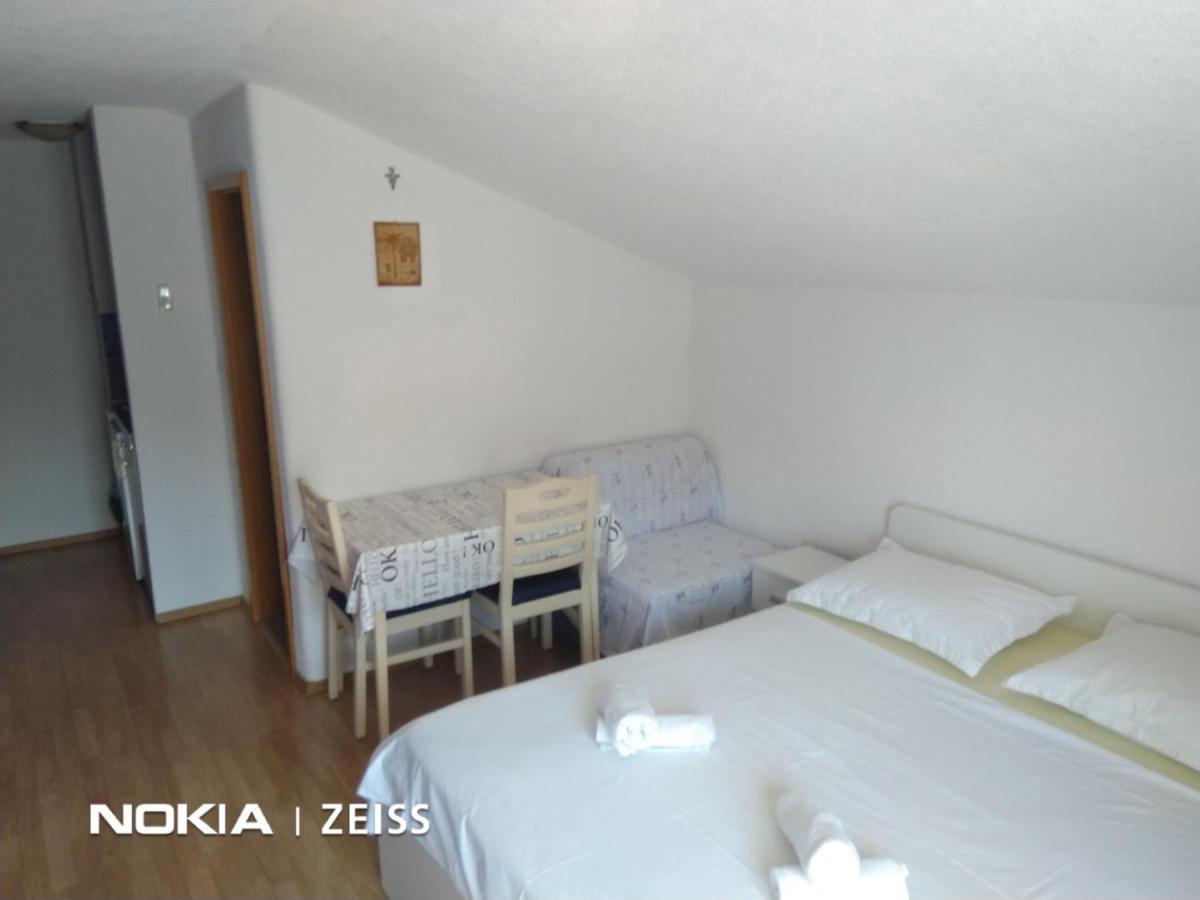 Apartments Mihovil Omiš Εξωτερικό φωτογραφία